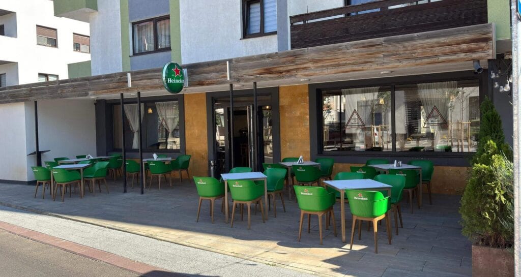 Restaurantul Colțu Cu Bucate, situat în Ghimbav, Orașul Brașov