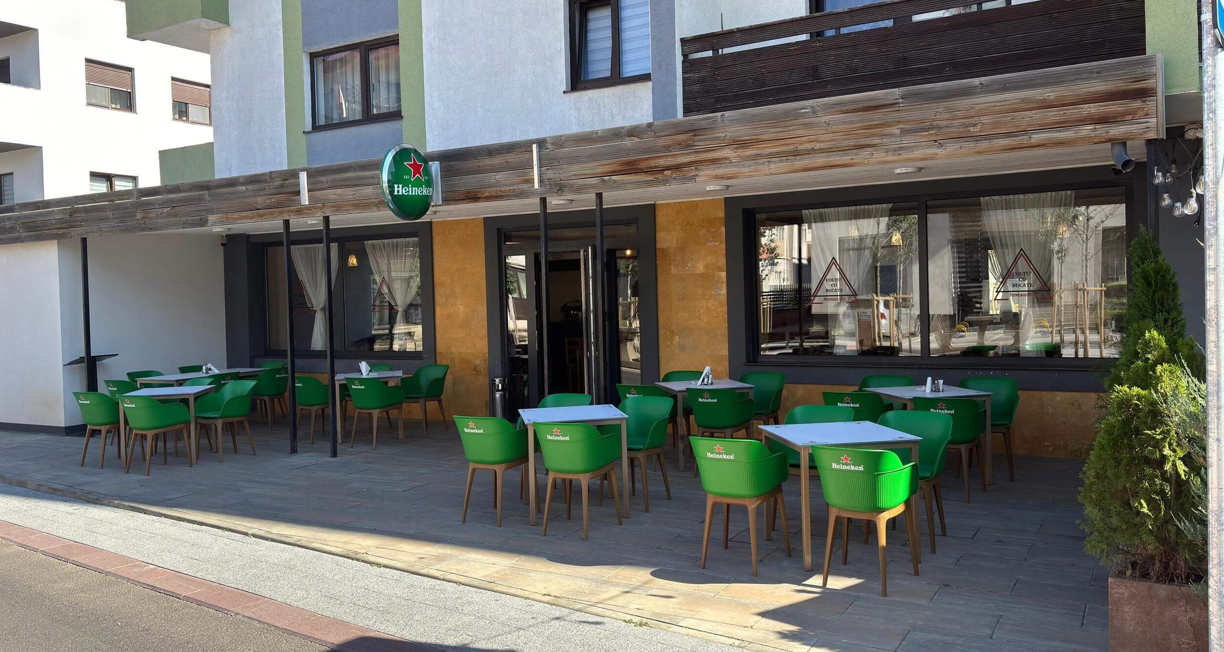 Restaurantul Colțu Cu Bucate, situat în Ghimbav, Orașul Brașov