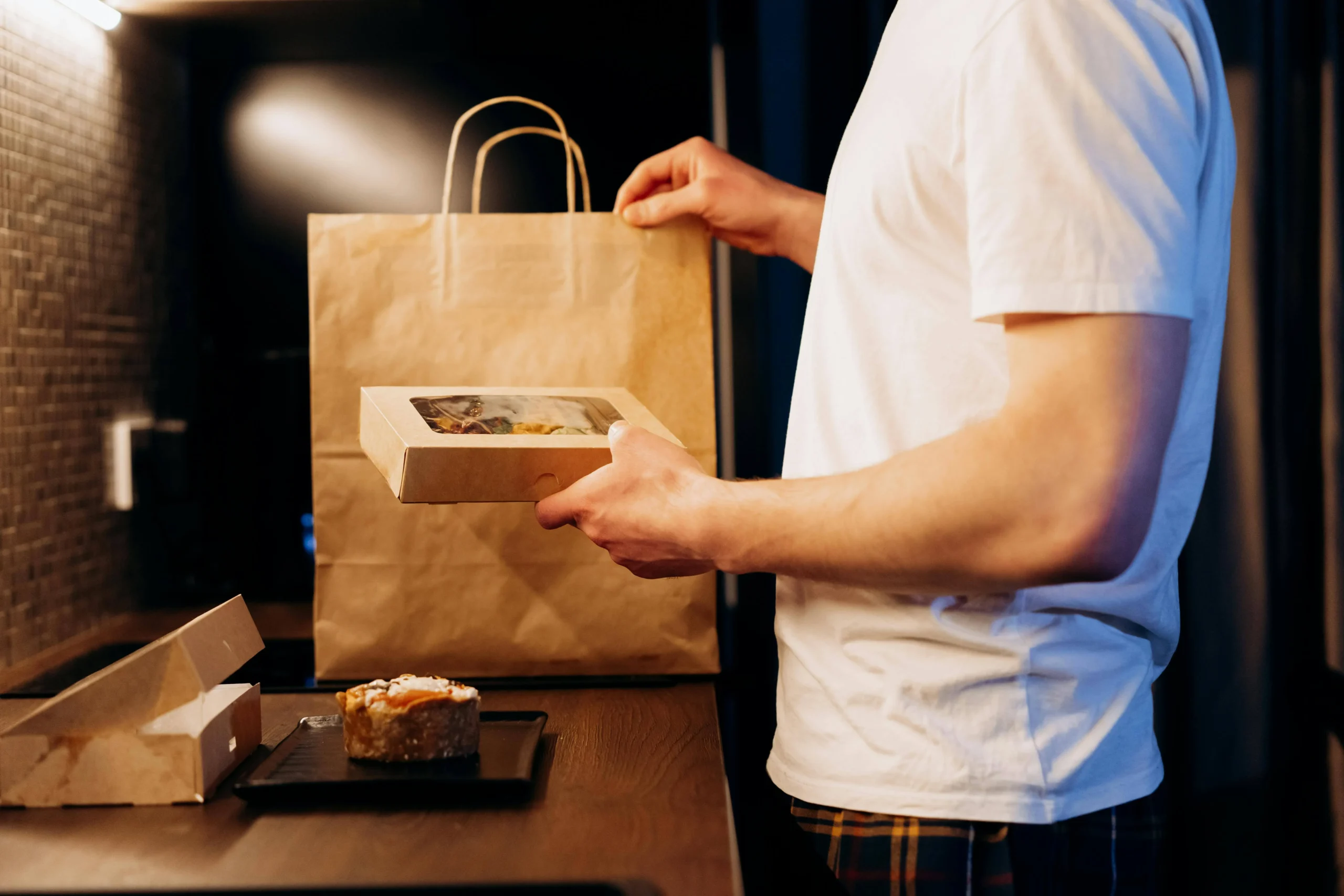 Alimentație în Ghimbav Servicii Integrate de Catering, Meniul Zilei și Abonamente Personalizate